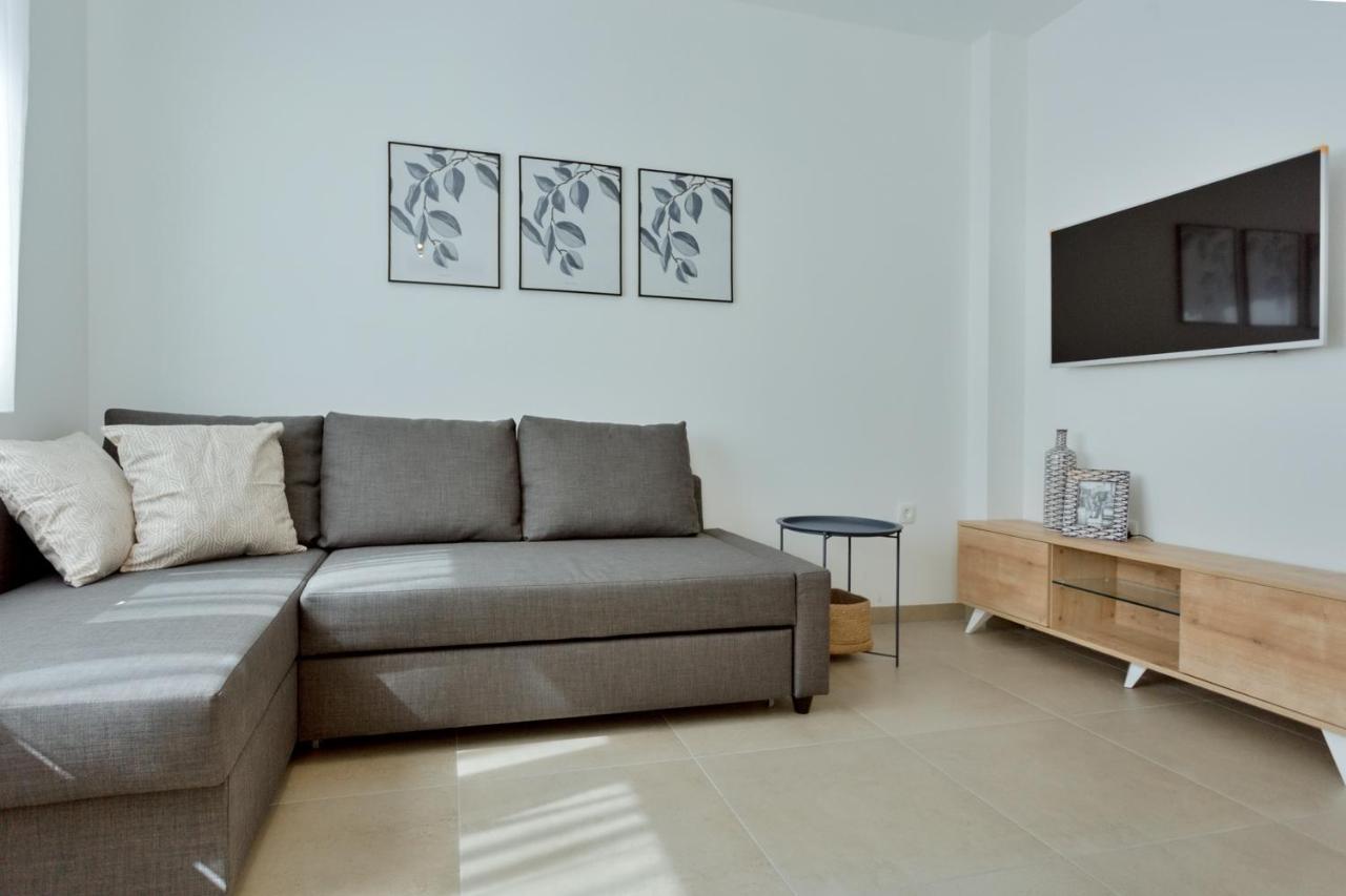 Apartments Ivica Омиш Экстерьер фото