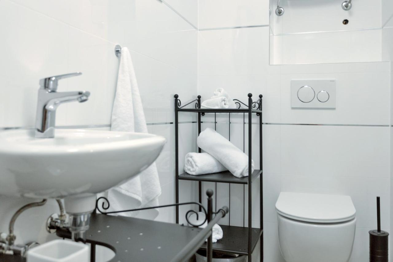 Apartments Ivica Омиш Экстерьер фото