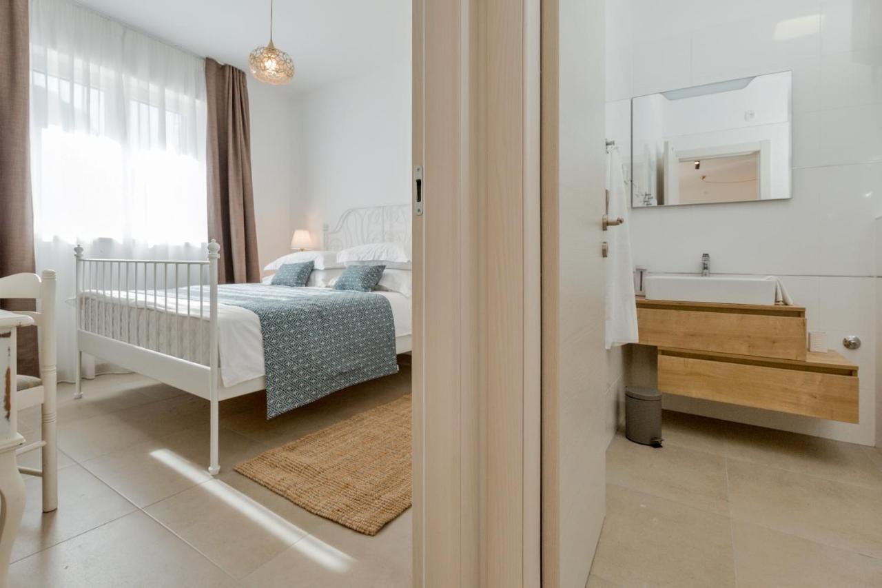 Apartments Ivica Омиш Экстерьер фото