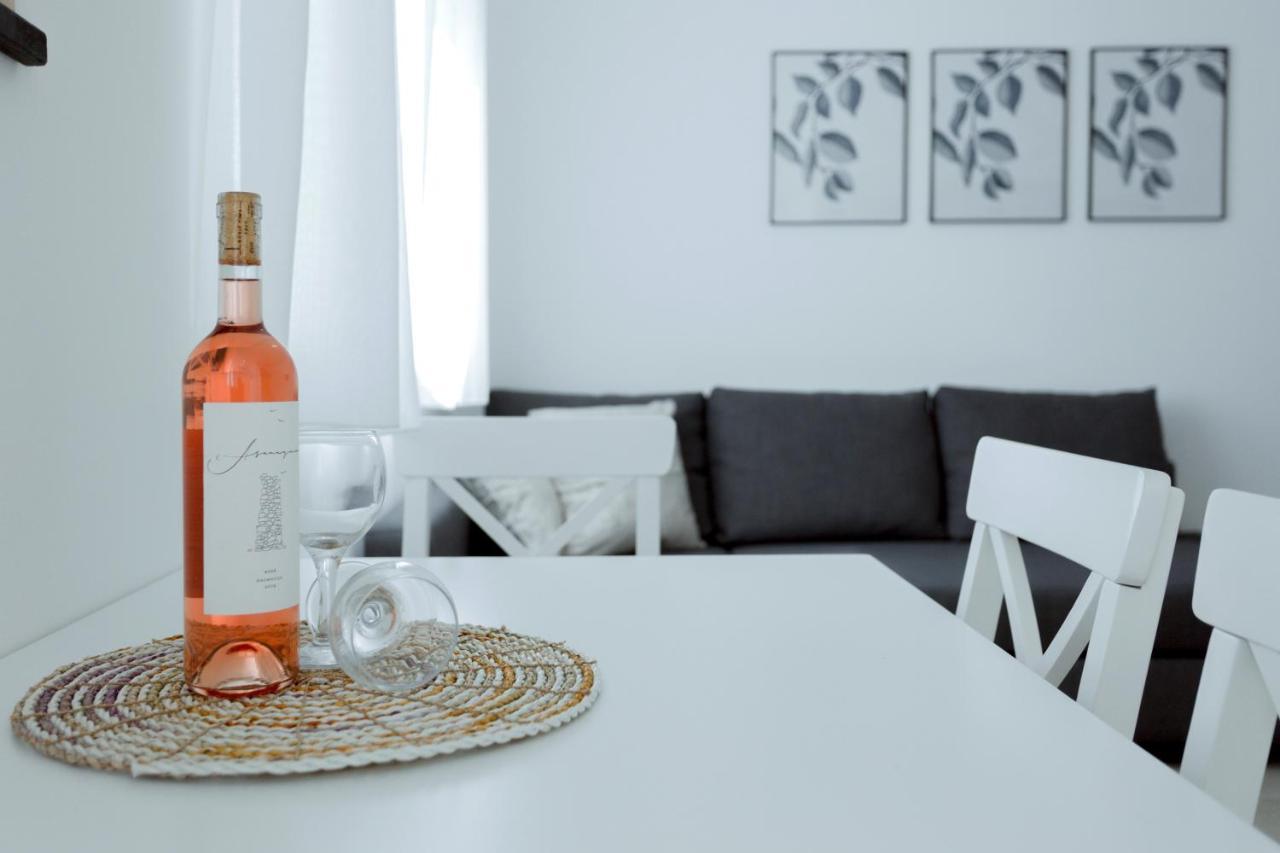 Apartments Ivica Омиш Экстерьер фото