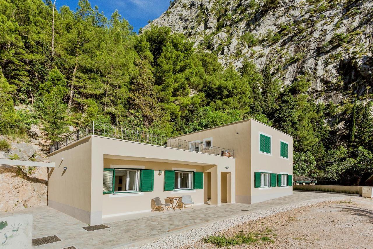 Apartments Ivica Омиш Экстерьер фото